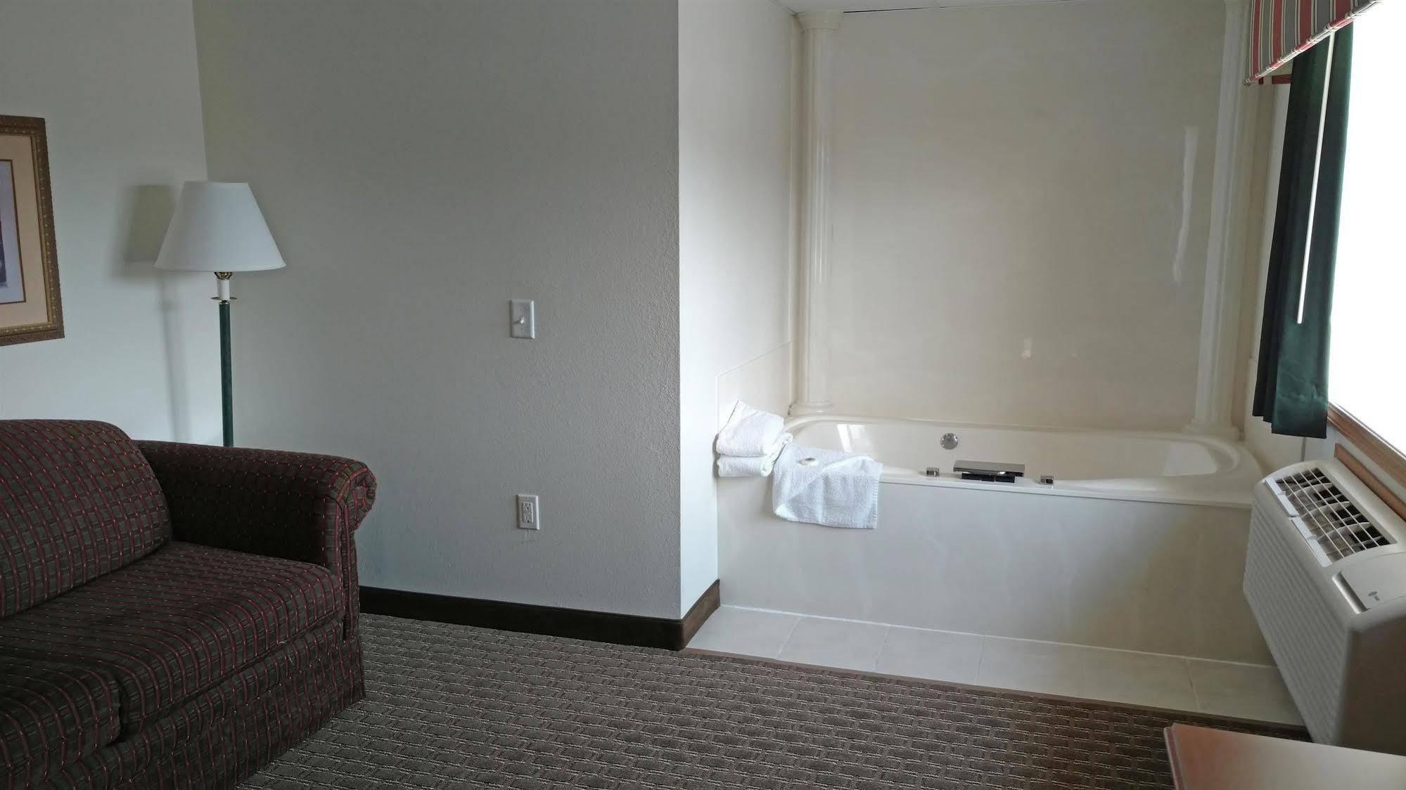 Americas Best Value Inn Annandale Kültér fotó