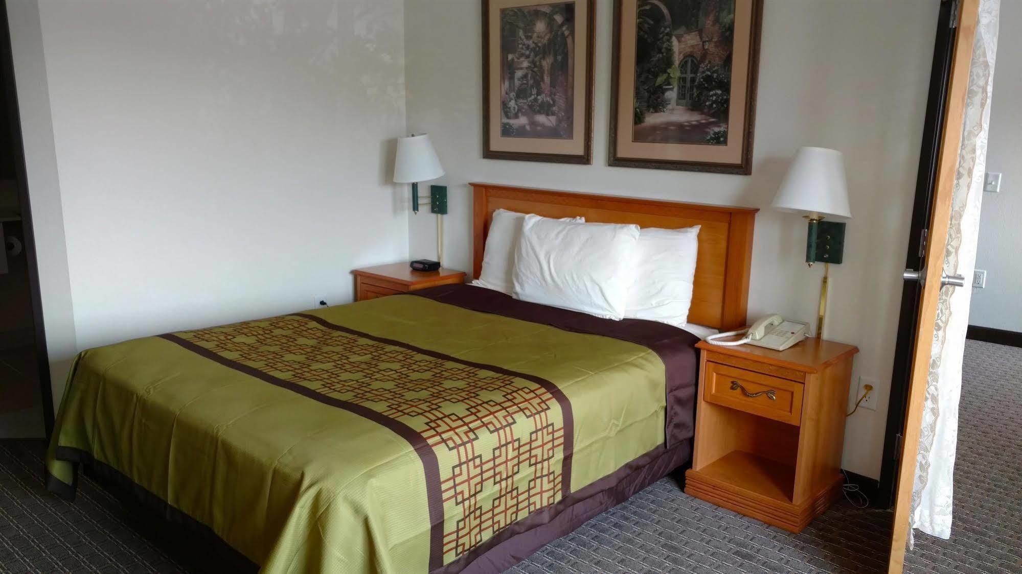 Americas Best Value Inn Annandale Kültér fotó